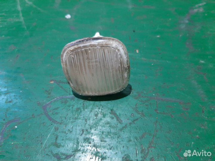 Повторитель поворота Skoda Octavia (A4) седан AEE