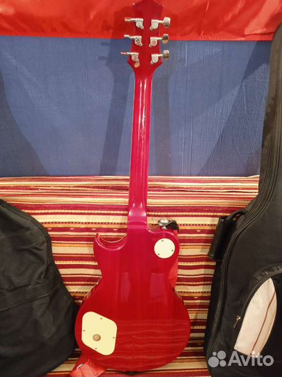 Электро гитара Ashtone