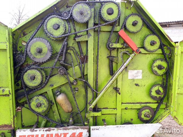 Пресс-подборщик Claas Rollant 44, 1994