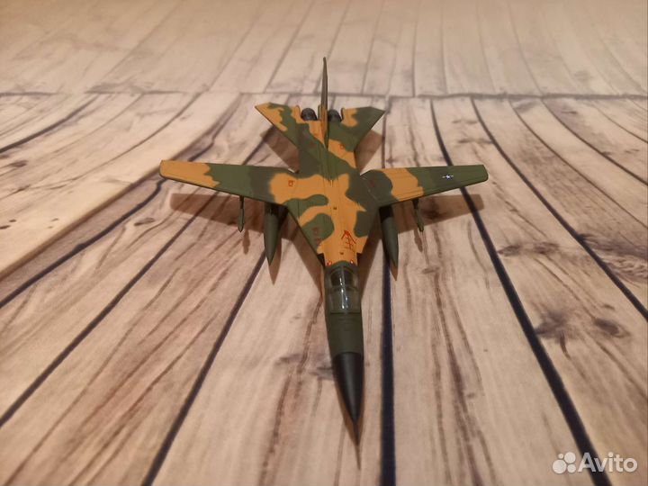 Модель самолёта F-111 Aardvark, металл, М 1:144