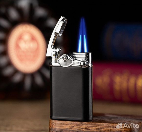 Стильная газовая зажигалка