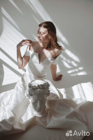 Дизайнер свадебных и вечерних платьев (пошив)