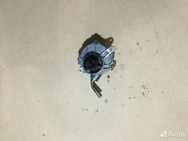 Насос вакуумный Mercedes W203 2.7 TDI