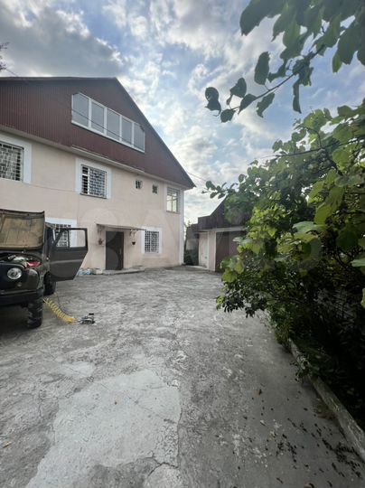 Дом 100 м² на участке 10 сот.