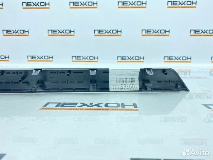 Накладка на порог салона задняя левая Bmw 7-Series