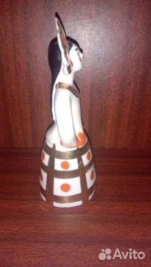 Статуэтка фарфор Дулево 