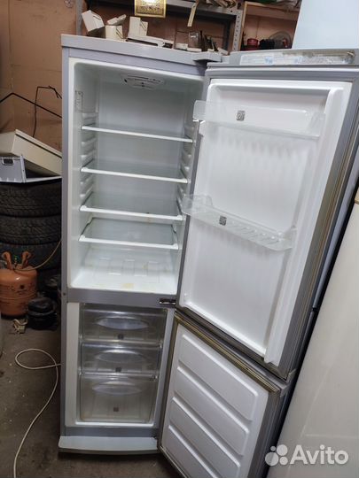 Холодильник Samsung RL17 узкий.Доставка