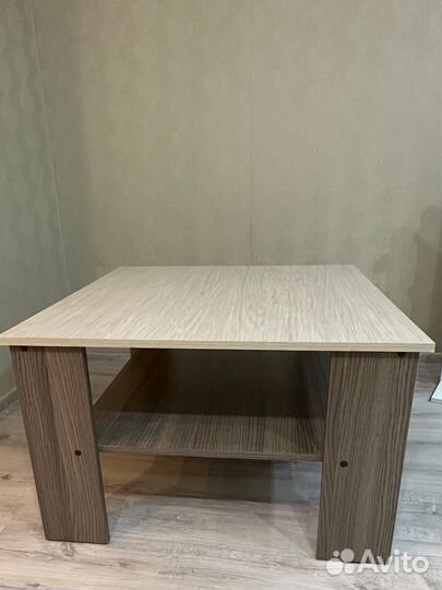 Журнальный стол