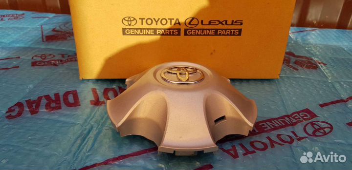 Колпак колесного диска Toyota Land Cruiser