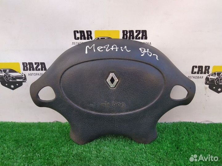 Подушка безопасности водителя Renault Megane
