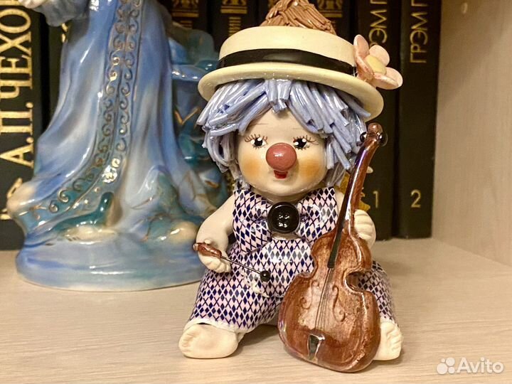 Статуэтка Италия Клоун с виолончелью