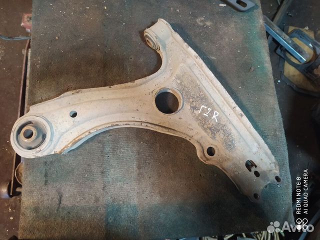 Рычаг правый Golf 2