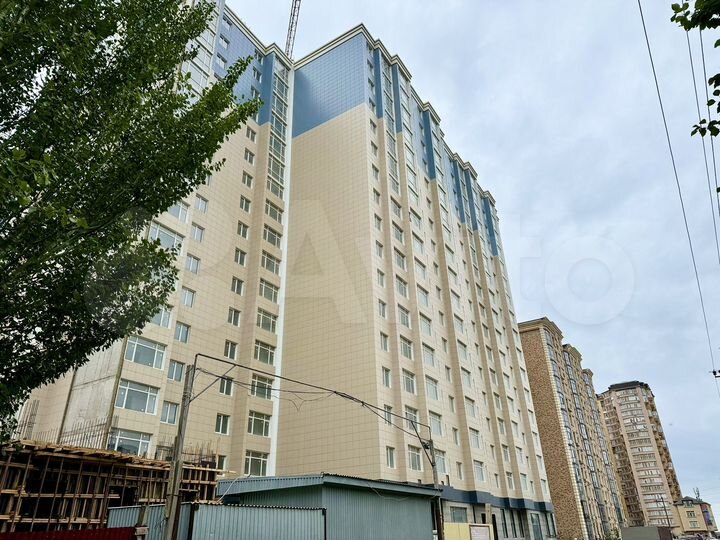 3-к. квартира, 93 м², 6/17 эт.