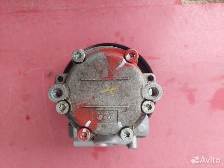 Насос гур Renault Sandero 2