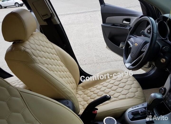 Авточехлы для авто Понтиак Вайб