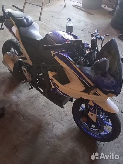 Мотоцикл Racer