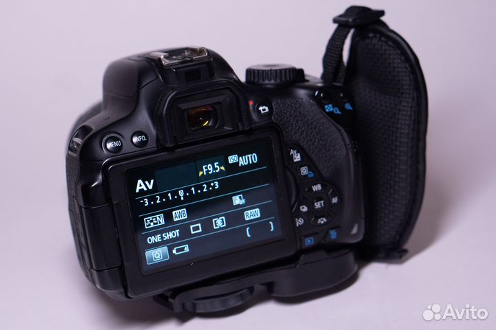 Зеркальный фотоаппарат Canon 650d (600, 550, 500)