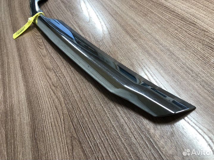 Молдинг решетки радиатора Honda Accord 8 CU 2008