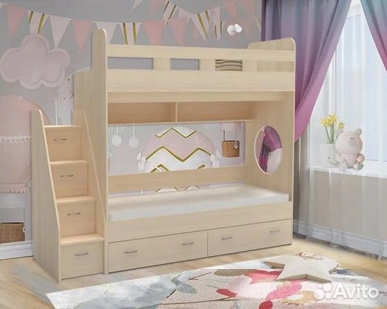 Детская двухъярусная кровать