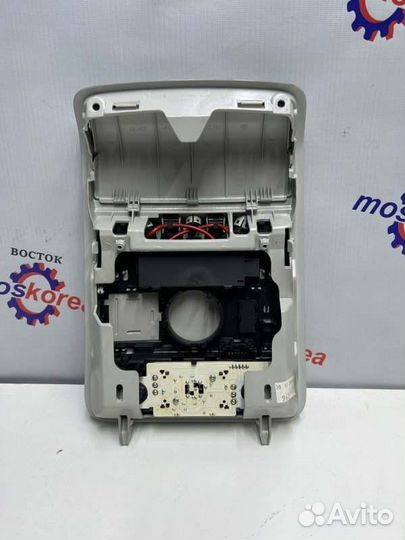 Плафон подсветки салона Skoda Yeti 1.2 cbzb 2010