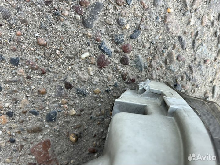 Передние фары Toyota Town Ace Noah