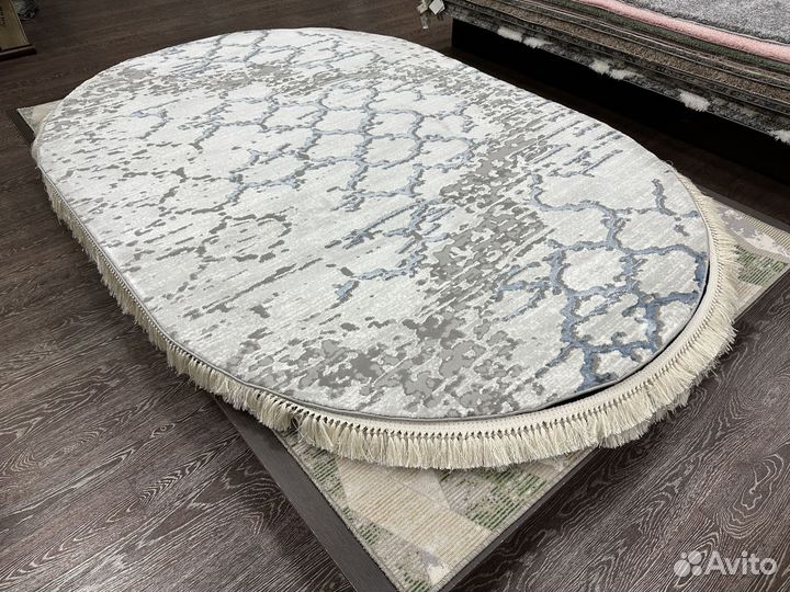 Ковер овальный новый 1.6х2.3м