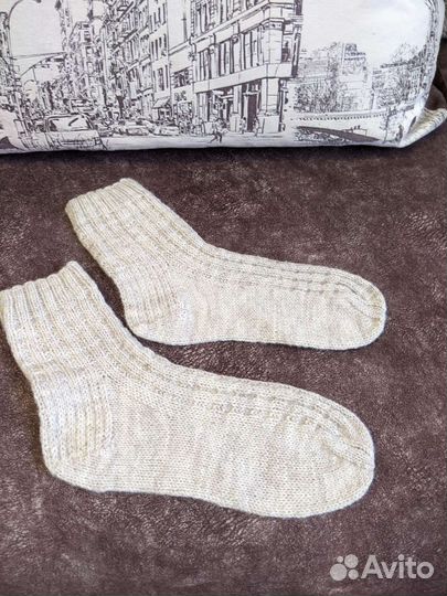 Носки ручной работы