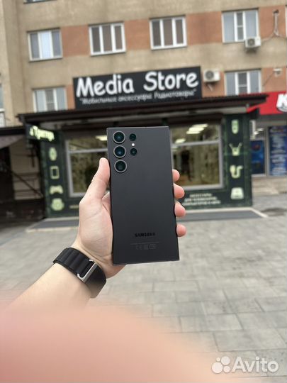 Samsung Galaxy S23 Ultra, 12/512 ГБ