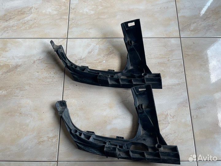 Кронштейн бампера задний левый Audi A 6 C 7 С 2011