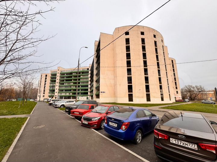 Машиноместо