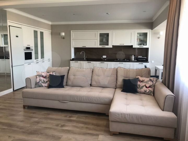 3-к. квартира, 100 м², 12/12 эт.