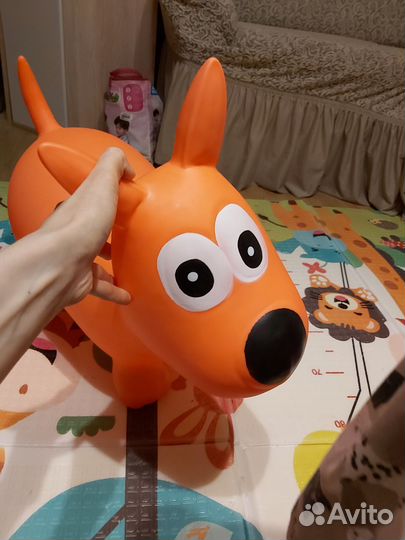 Надувная собака попрыгун