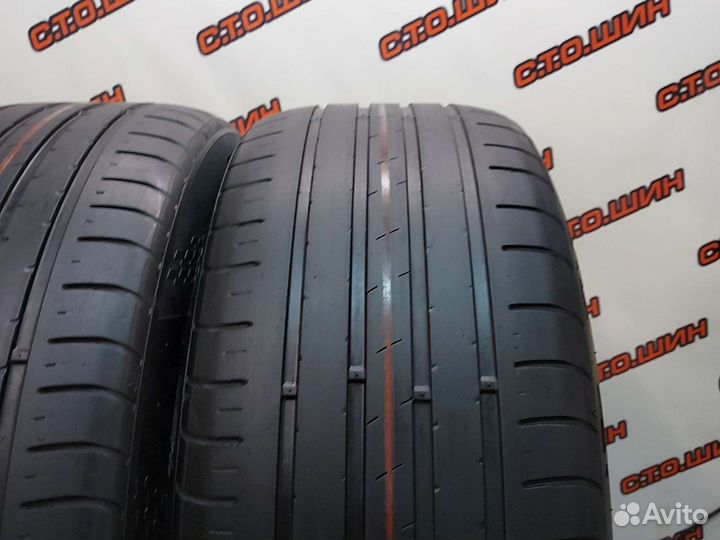 Kumho Ecsta HS51 235/55 R17 103W