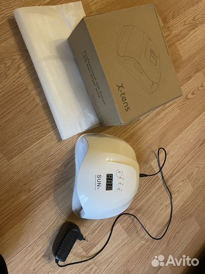 Лампа для ногтей