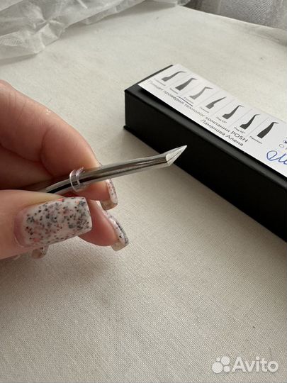 Пинцет для наращивания ресниц