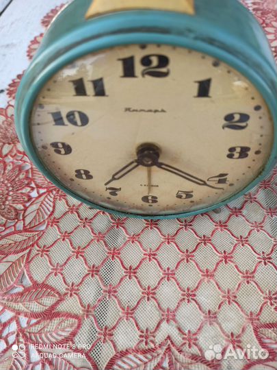 Часы будильник СССР