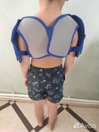 Детский нагрудник хоккейный