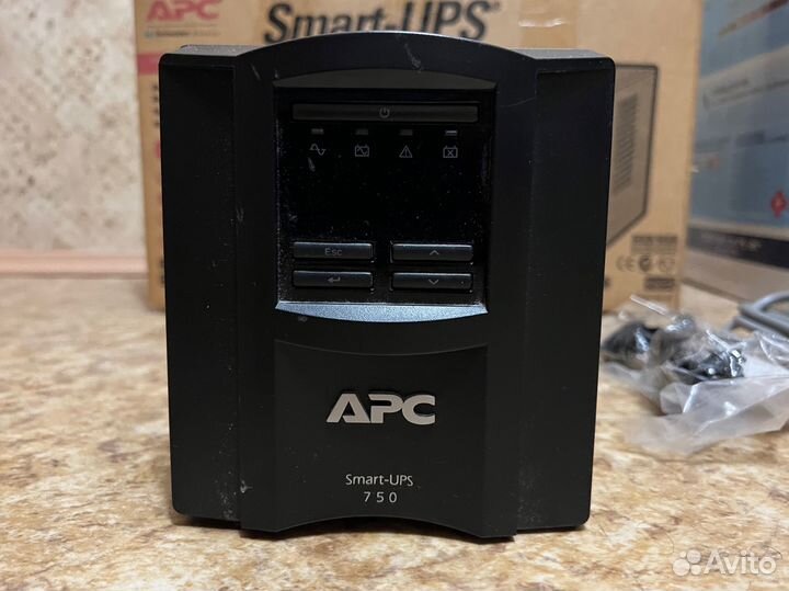 Ибп APC Smart UPS 750