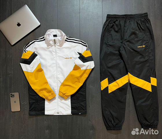 Спортивный костюм Adidas