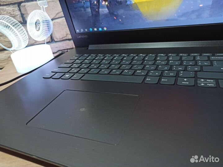 Игровой ноутбук Lenovo 17,3