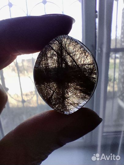 Рутиловый кварц золотистый