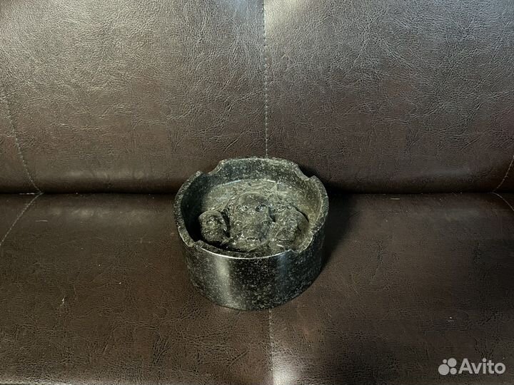 Пепельница из камня