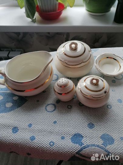 Сервиз столовый