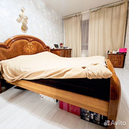 Кровать двухспальная с матрасом бу 160 200