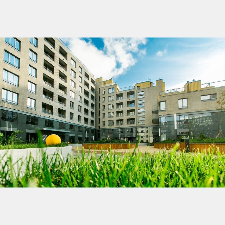 2-к. квартира, 75,3 м², 2/10 эт.