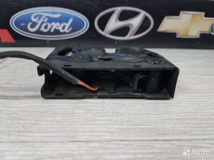 Замок капота Audi A6 C7 2012