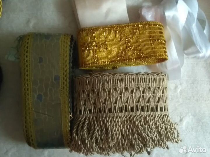 Тесьма для. шитья