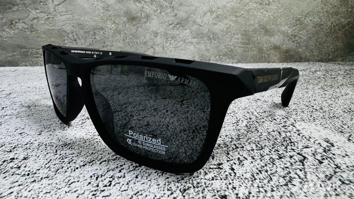 Солнцезащитные очки мужские Armani