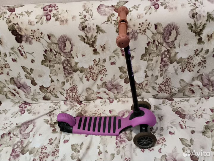 Самокат детский трехколесный