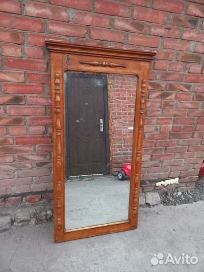 Зеркало старинное